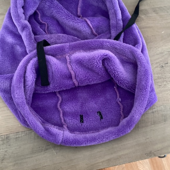 Notice the Reckless Snood - Picture 5 of 5